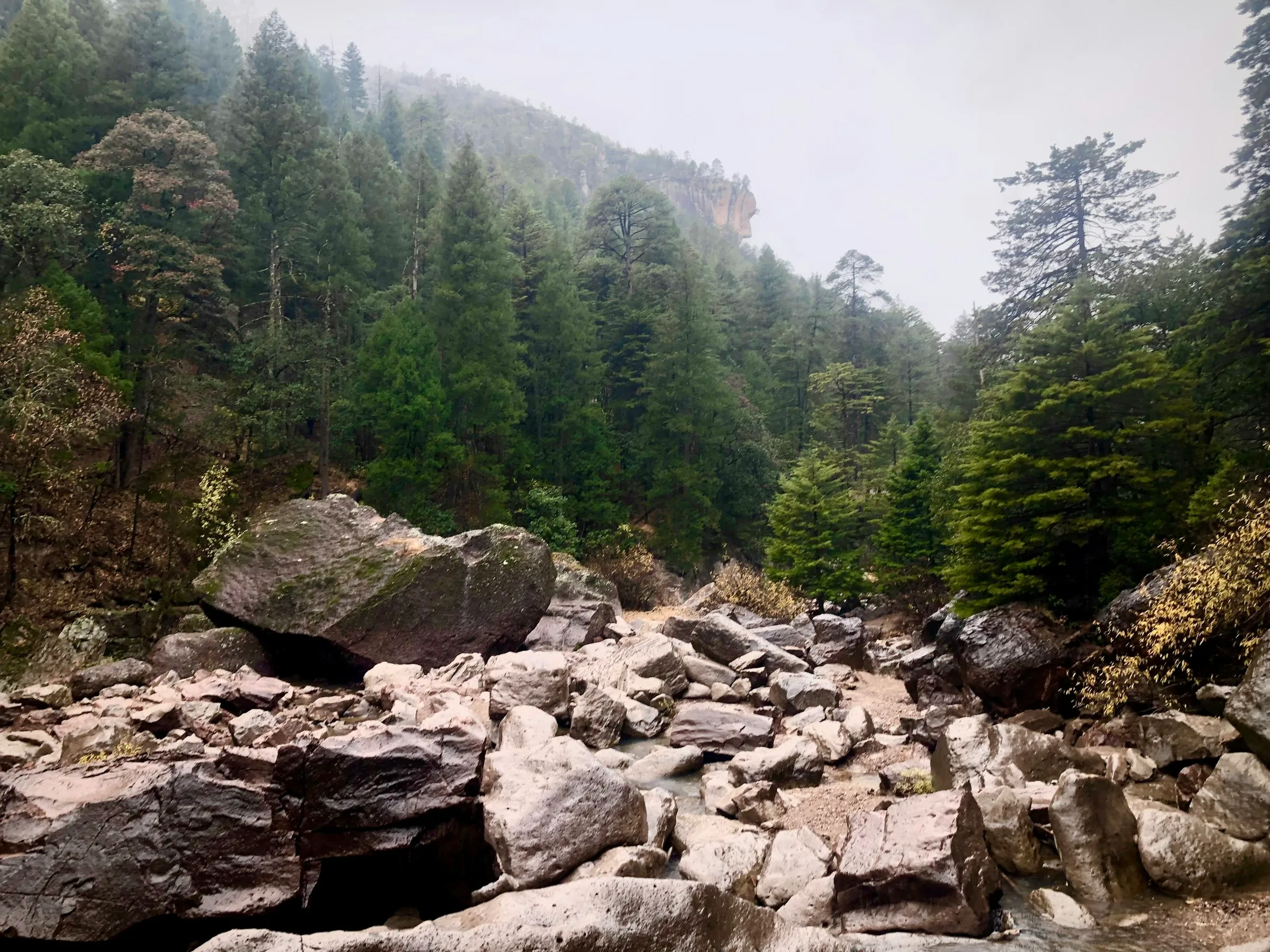 Luz sobre las montañas de la Sierra Tarahumara